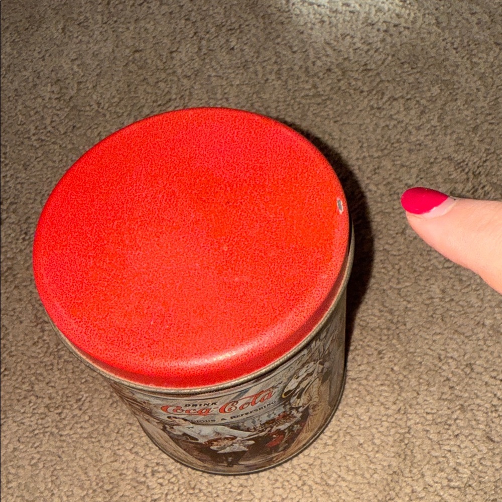 Coca-Cola Decorative Tin with Red Top - Picture 5 of 12